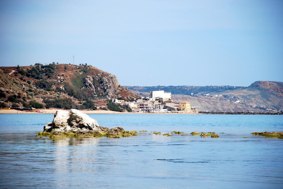 Vacanță de 1 euro în Sicilia, cu cazare, masă și tururi ghidate incluse. Mai sunt câteva zile în care se pot trimite cererile 957076