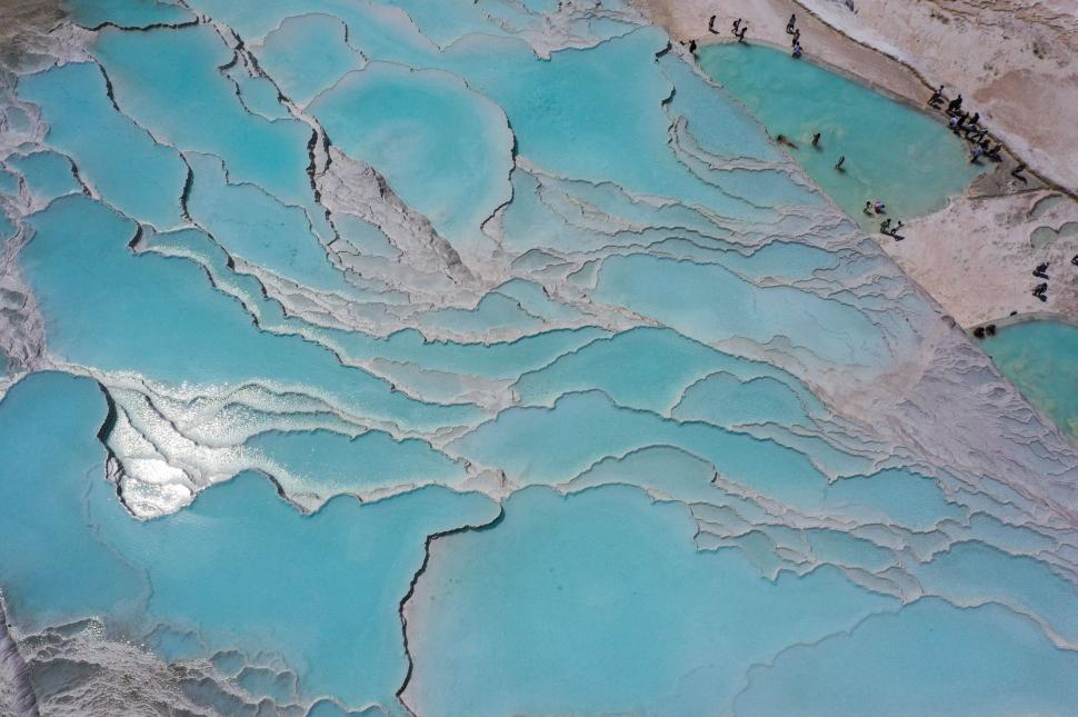 Imagini uluitoare cu „Castelul de bumbac” format din cele mai fotogenice piscine termale. Mulți români ajung în zonă dar nu știu de ele 957924