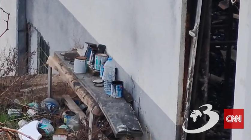 EXCLUSIV. Imagini de la locul tragediei din Macedonia. Cum arată acum clubul mistuit de flăcări, cu gratii și guri de evacuare blocate 958255