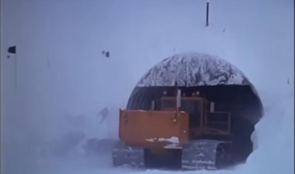 Proiectul „Viermele de Gheață”. Baza militară ultrasecretă săpată în gheața din Groenlanda 958275