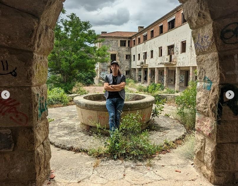 Un american care a cumpărat cu 310.000 € un orășel spaniol abandonat a dezvăluit ce planuri are cu el: Sună nebunesc, dar e viitorul 958357