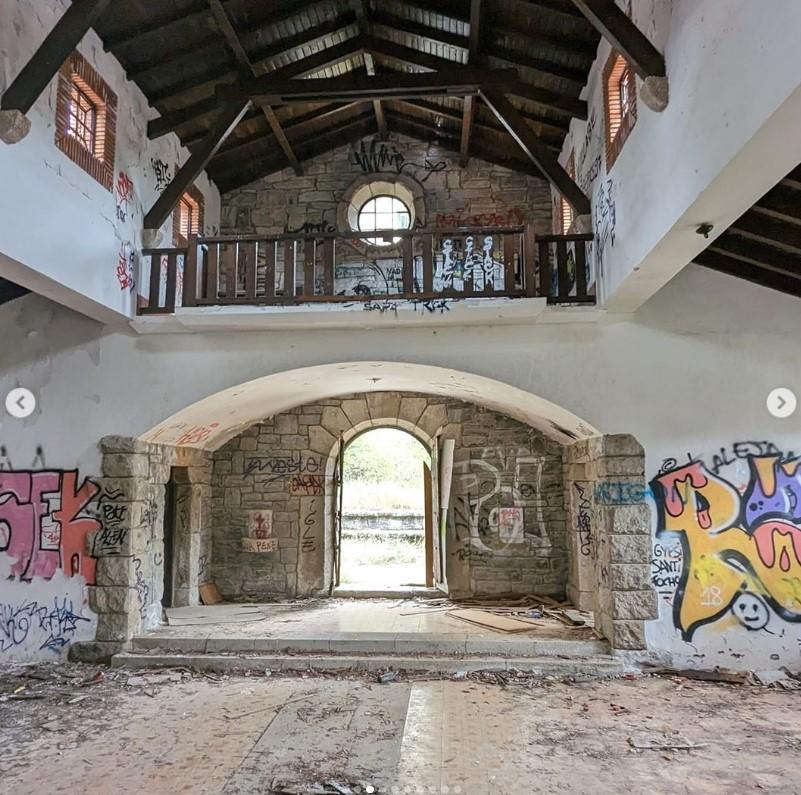 Un american care a cumpărat cu 310.000 € un orășel spaniol abandonat a dezvăluit ce planuri are cu el: Sună nebunesc, dar e viitorul 958359