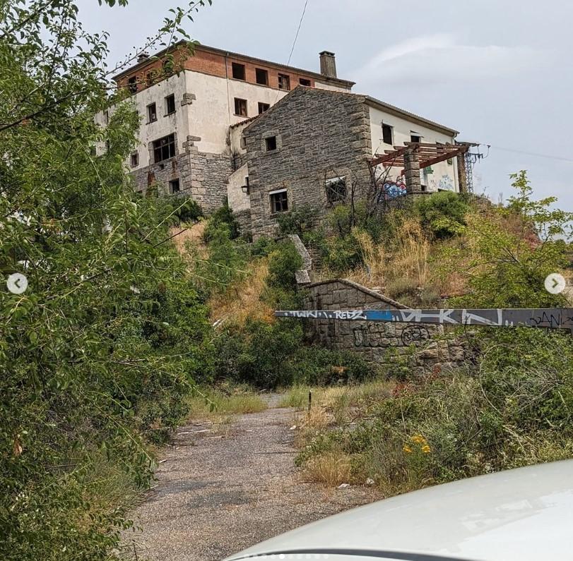 Un american care a cumpărat cu 310.000 € un orășel spaniol abandonat a dezvăluit ce planuri are cu el: Sună nebunesc, dar e viitorul 958360