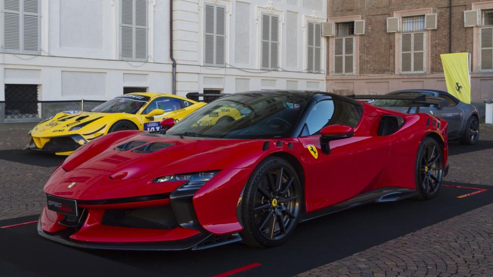 Cele mai scumpe maşini cumpărate de români în 2025: Ferrari de peste 1 mil. euro, Rolls-Royce care încep de la 500.000 şi multe altele 958540