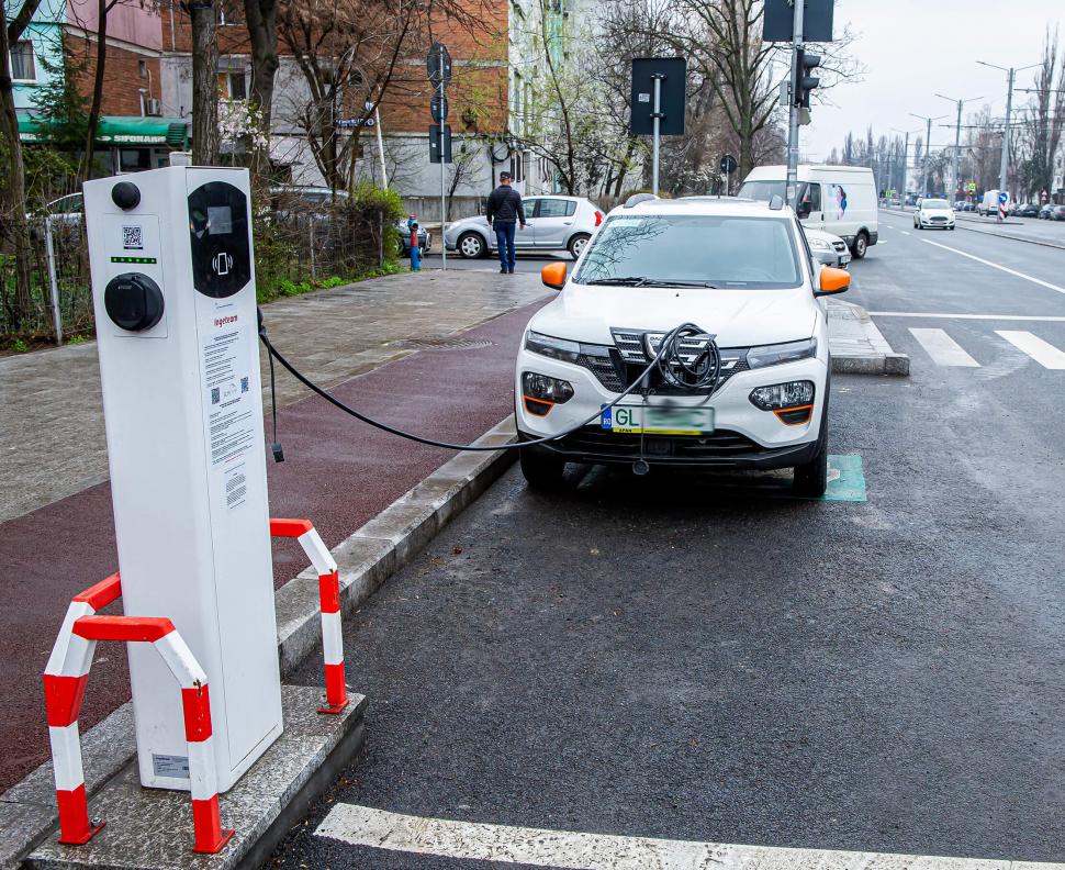 Galațiul accelerează tranziția spre mobilitate electrică: 159 de noi stații de încărcare pentru vehicule electrice 959200