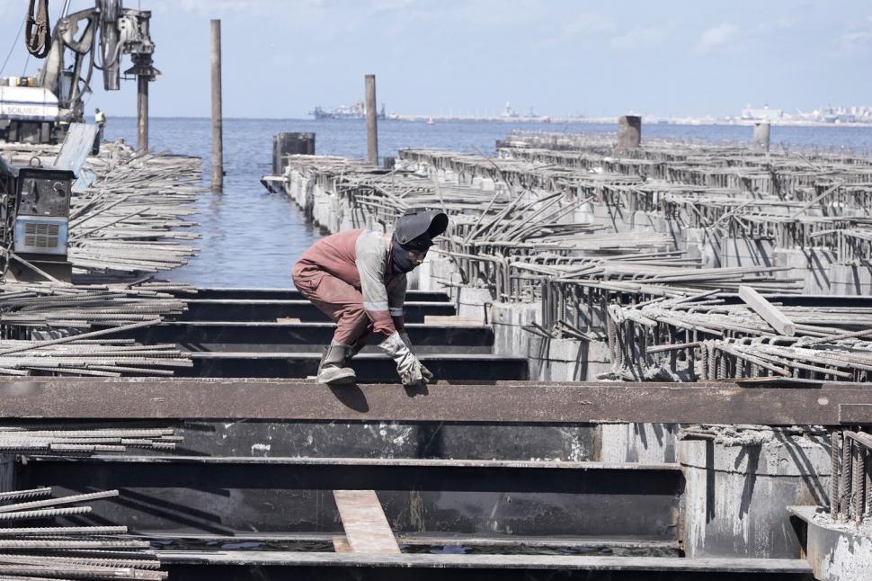 Alexandria se scufundă, plajele dispar sub ape, marea crește. Cum e viața de zi cu zi a pescarilor de aici: ”Am încredere în ce văd eu” 959121