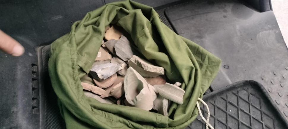 O femeie vindea fragmente arheologice dacice cu trei lei într-un talcioc din Iași. Poliția a deschis o anchetă 959542