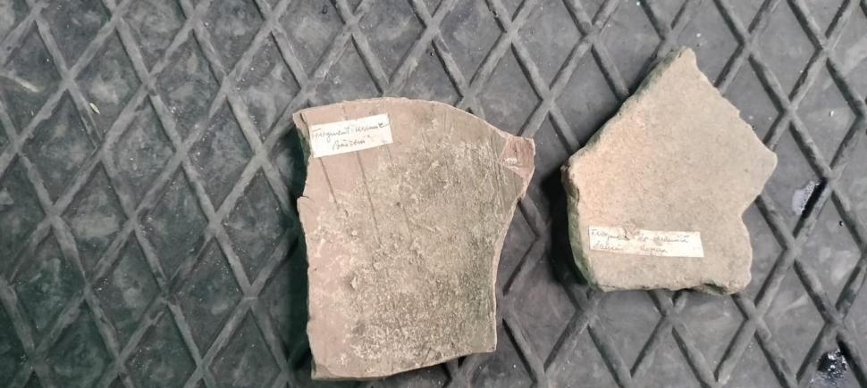 O femeie vindea fragmente arheologice dacice cu trei lei într-un talcioc din Iași. Poliția a deschis o anchetă 959548