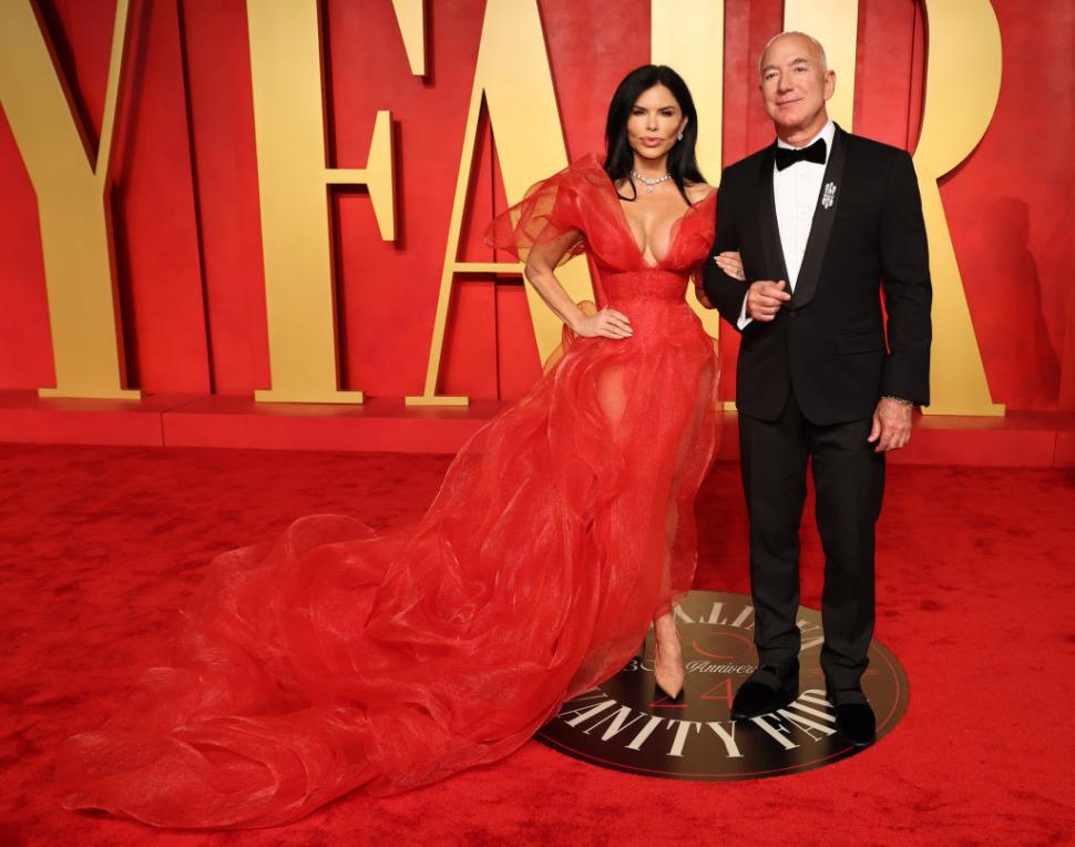 Miliardarul Jeff Bezos se însoară cu logodnica lui, fosta jurnalistă Lauren Sanchez. Unde va avea loc „nunta secolului” 959809