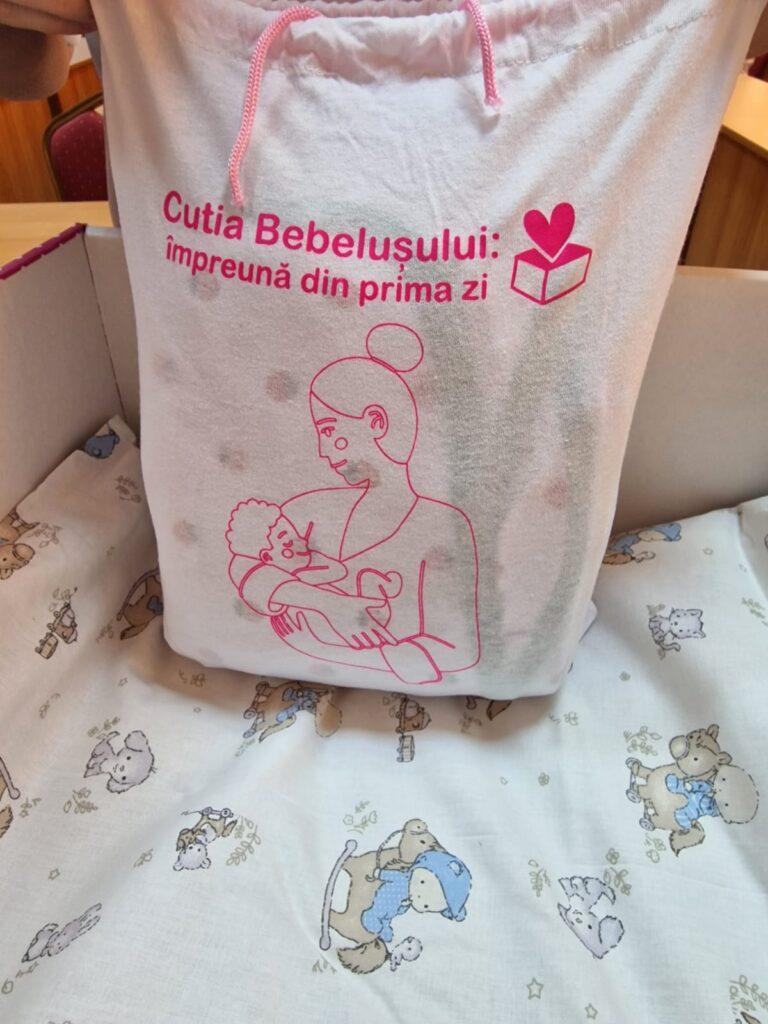 Mobilizare emoționantă a comunității pentru bebelușul aruncat în toaletă, de mama lui, după ce l-a născut 960094