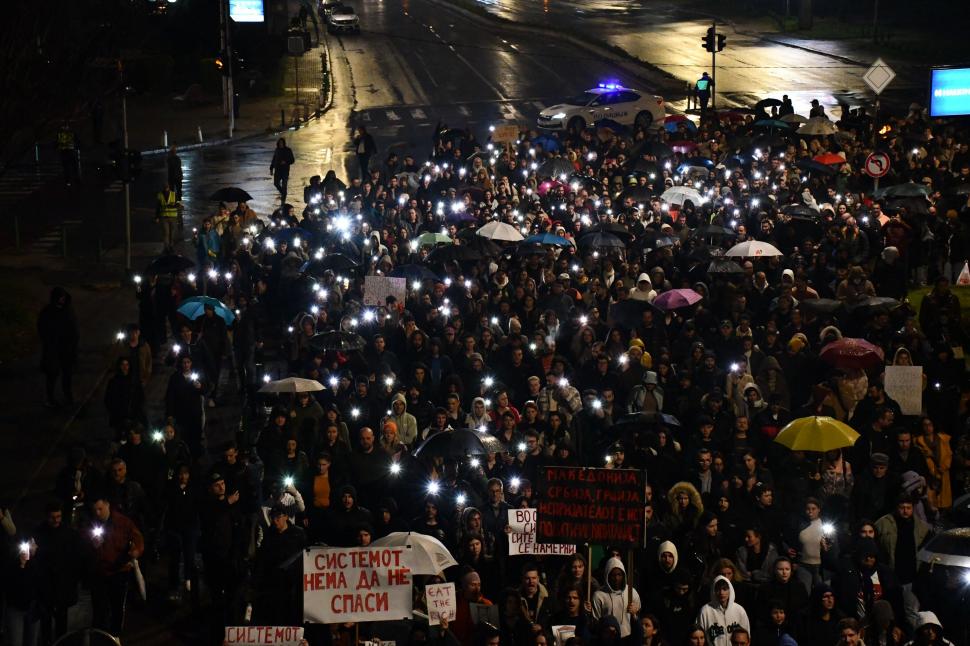 Țările din Balcani stau pe un butoi cu pulbere. Proteste de amploare, din cauza corupției: „Toți sunt la fel” 960120