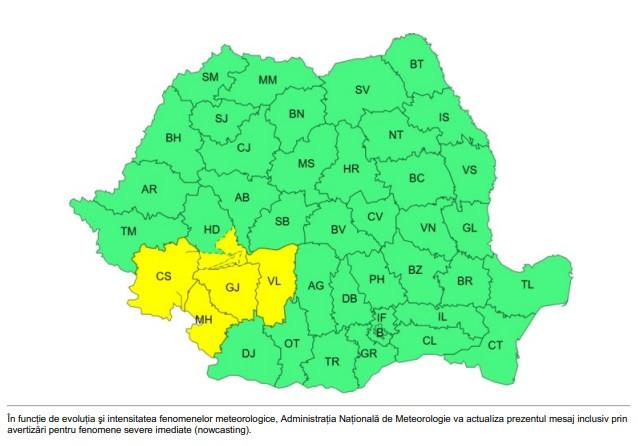 Cod galben de ploi puternice în 5 județe. Avertizare ANM de furtuni până sâmbătă 960230