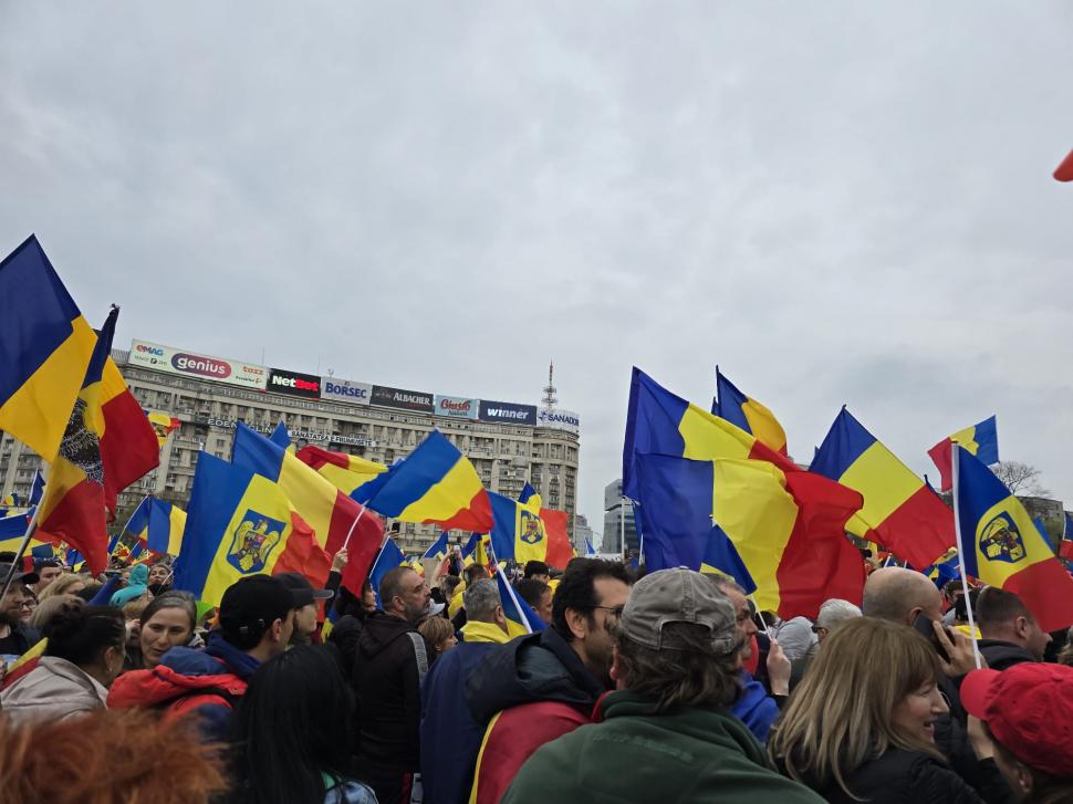 Cum l-au așteptat degeaba adepții lui Călin Georgescu de ziua lui: „Eu refuz sa cred că am fost abandonați” 960458