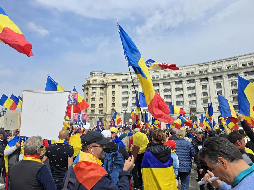 Cum l-au așteptat degeaba adepții lui Călin Georgescu de ziua lui: „Eu refuz sa cred că am fost abandonați” 960481