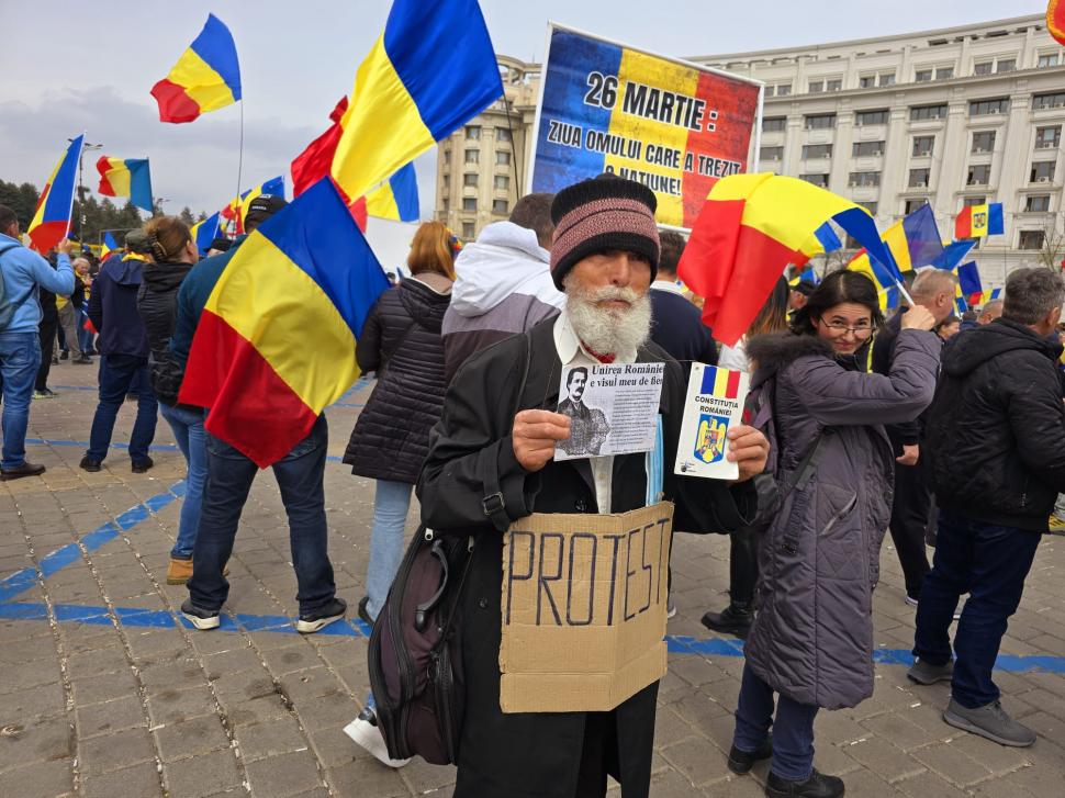 Cum l-au așteptat degeaba adepții lui Călin Georgescu de ziua lui: „Eu refuz sa cred că am fost abandonați” 960483