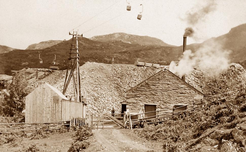 Mina de unde era scos „aurul regilor” s-a redeschis după zeci de ani de când galeriile au fost inundate 960314