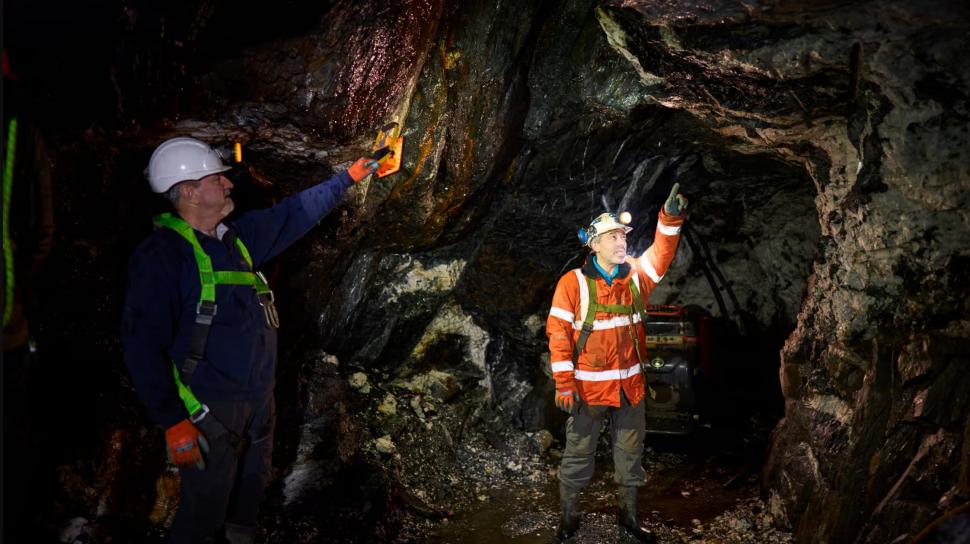 Mina de unde era scos „aurul regilor” s-a redeschis după zeci de ani de când galeriile au fost inundate 960319