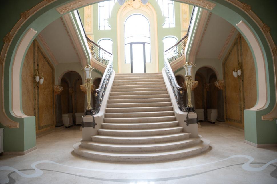 Renașterea Cazinoul din Constanța  Cazinoul din Constanța primește a doua șansă la glorie 960241