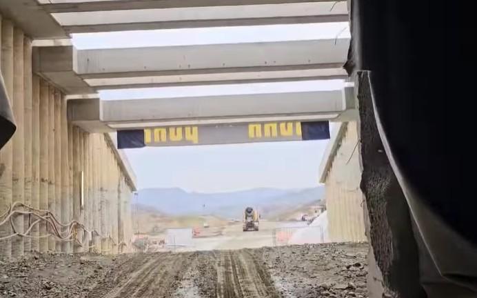 Imagini spectaculoase cu primul tunel de pe Autostrada Sibiu-Pitești. CNAIR: Circulația pe secțiunea 4 ar putea fi deschisă din 2026 960981