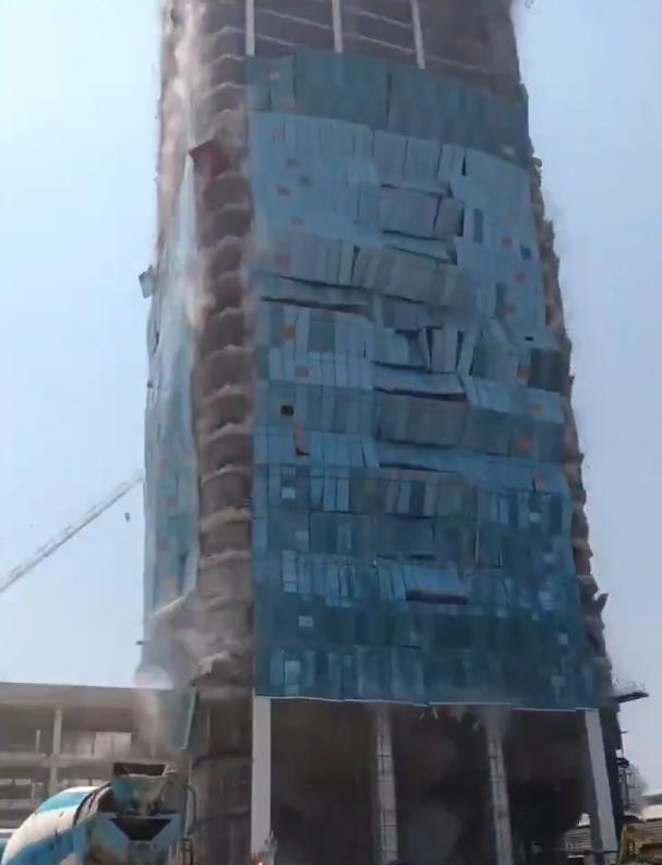 Momentul în care un zgârie nori din Bangkok se prăbușește după cutremurul de 7,7. Piscinele de pe hoteluri s-au revărsat în stradă 960831