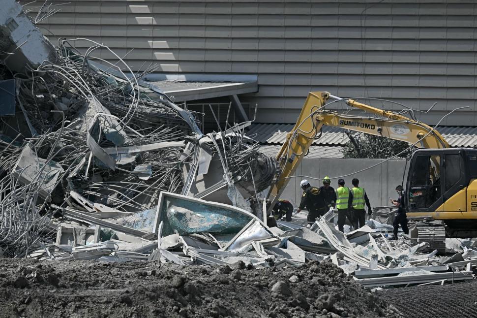 Dezastru de proporții în Myanmar. Bilanţul morţilor creşte la 1.600. Cutremurul de 7,7 a pus la pământ mii de clădiri 961139