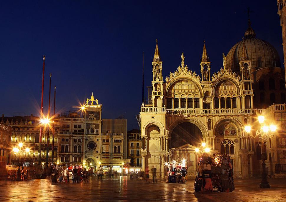 Nunta lui Jeff Bezos cu logodnica lui, în Veneția, va dura trei zile. Venețienii nu sunt încântați: „Va o bătaie de cap” 961055