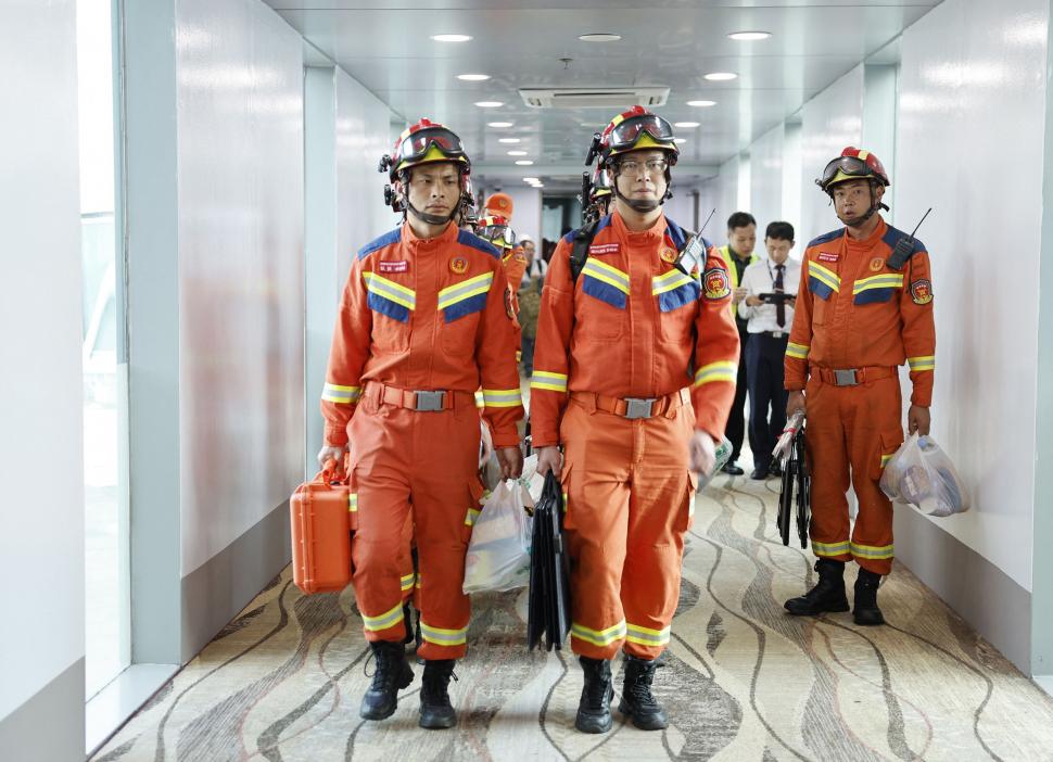 Două cutremure mari au lovit din nou Myanmar, unde sunt peste 1.700 de morți după seismul de vineri 961301