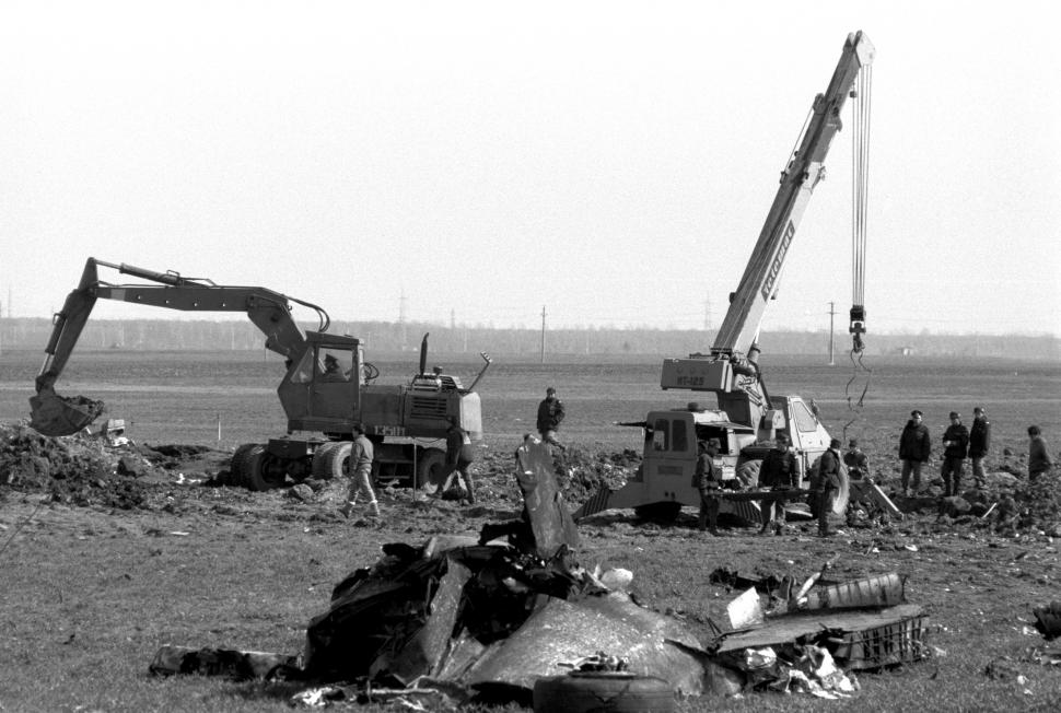 30 de ani de la catastrofa aviatică de la Baloteşti: Prăbușirea avionului Tarom în apropierea Aeroportului Otopeni 960814