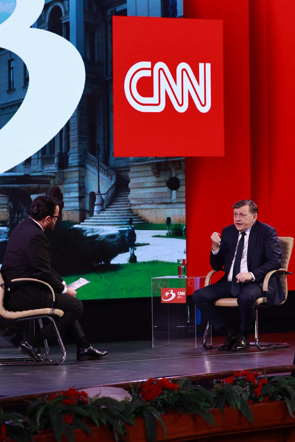 Culisele dezbaterii prezidențiale cu Crin Antonescu. Ce nu s-a văzut la televizor 961744