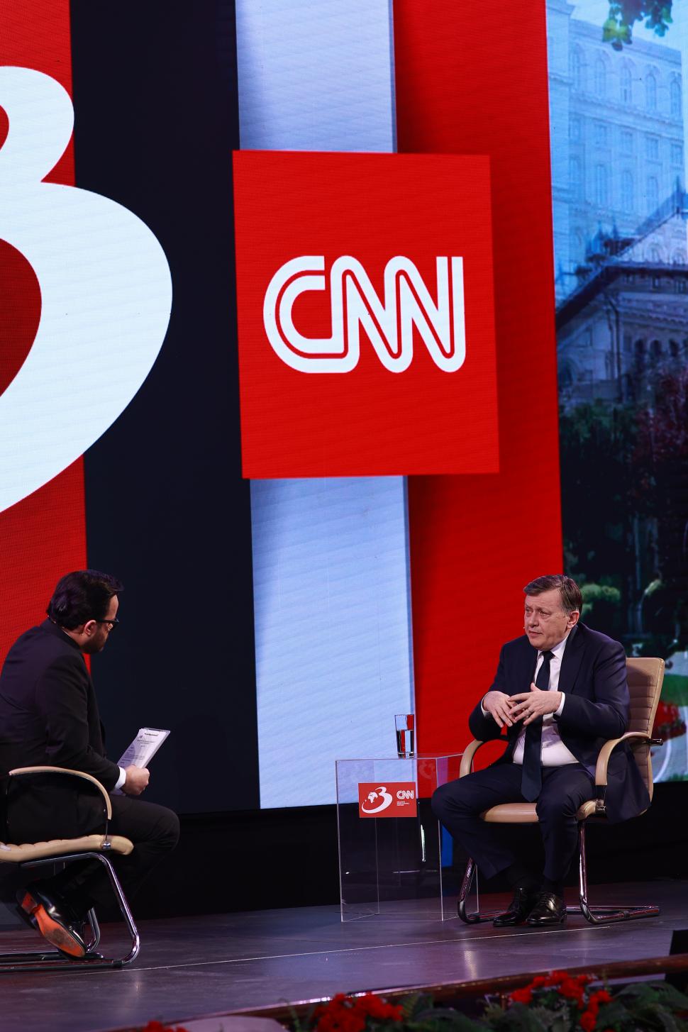 Culisele dezbaterii prezidențiale cu Crin Antonescu. Ce nu s-a văzut la televizor 961745