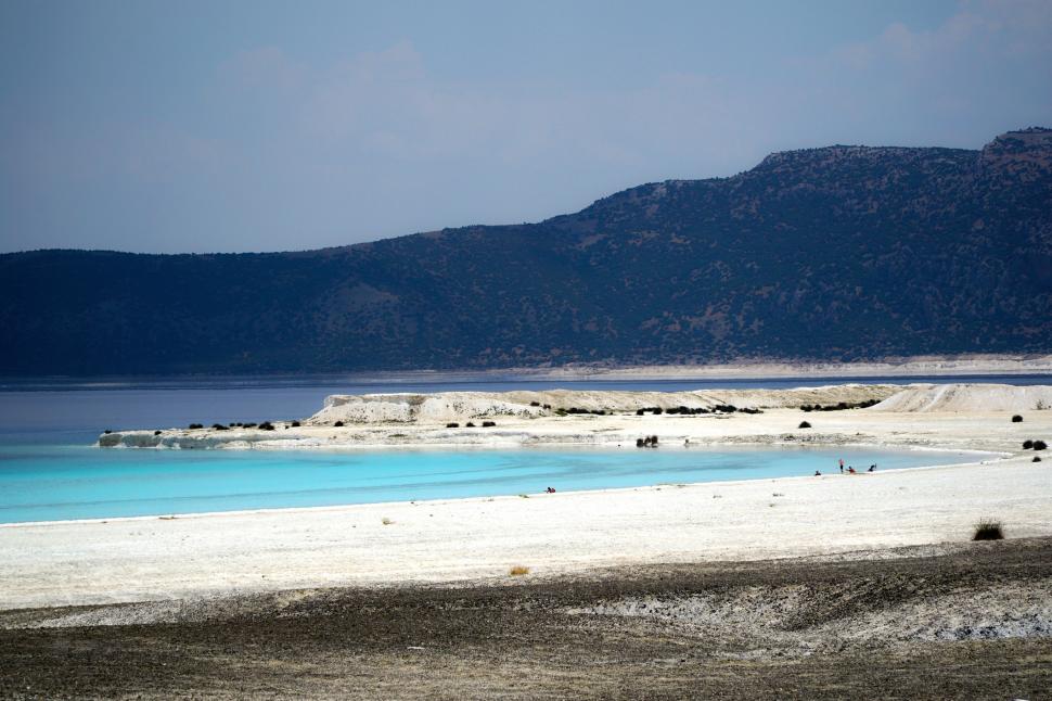 Singurul loc de pe Pământ care seamănă izbitor cu craterul Jezero de pe Marte. Se află în Turcia, iar peisajul e spectaculos 961431