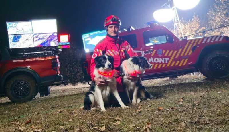 Cei 27 de salvatori blănoși ai României sunt dresați prin cel mai modern sistem din lume. Sunt atât de buni că îi cere și Poliția 961946