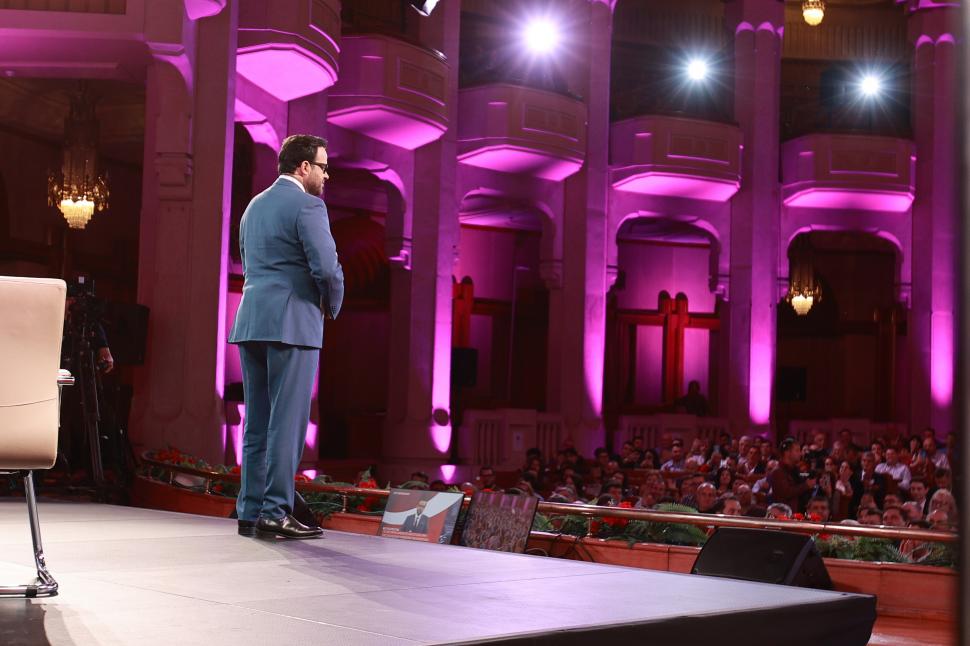 Culisele dezbaterii prezidențiale cu Elena Lasconi. Ce nu s-a văzut la televizor 962015