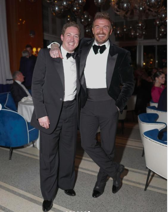 David Beckham şi-a sărbătorit în avans împlinirea a 50 de ani. Imagini de la petrecerea care a avut loc la Miami 961800