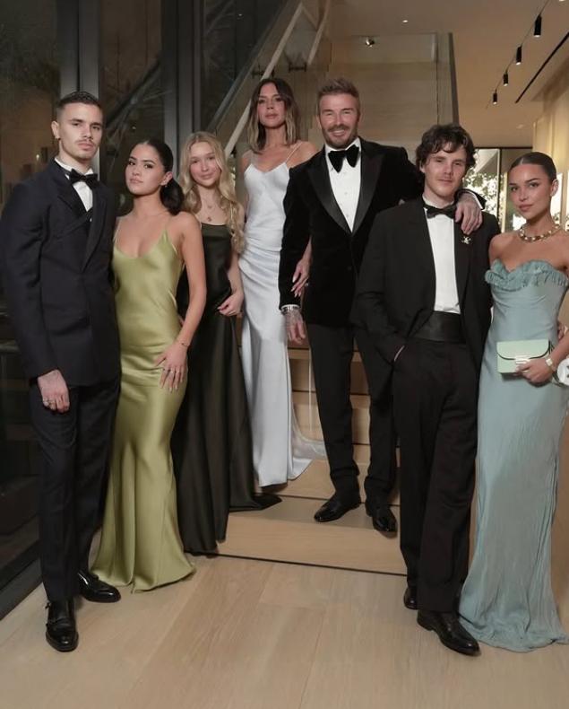 David Beckham şi-a sărbătorit în avans împlinirea a 50 de ani. Imagini de la petrecerea care a avut loc la Miami 961801