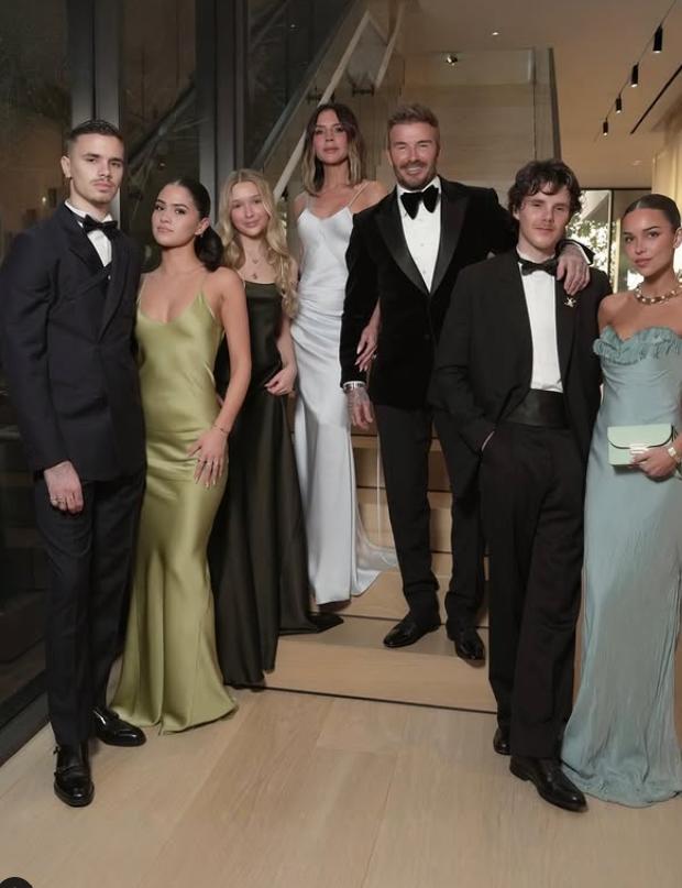 David Beckham şi-a sărbătorit în avans împlinirea a 50 de ani. Imagini de la petrecerea care a avut loc la Miami 961802