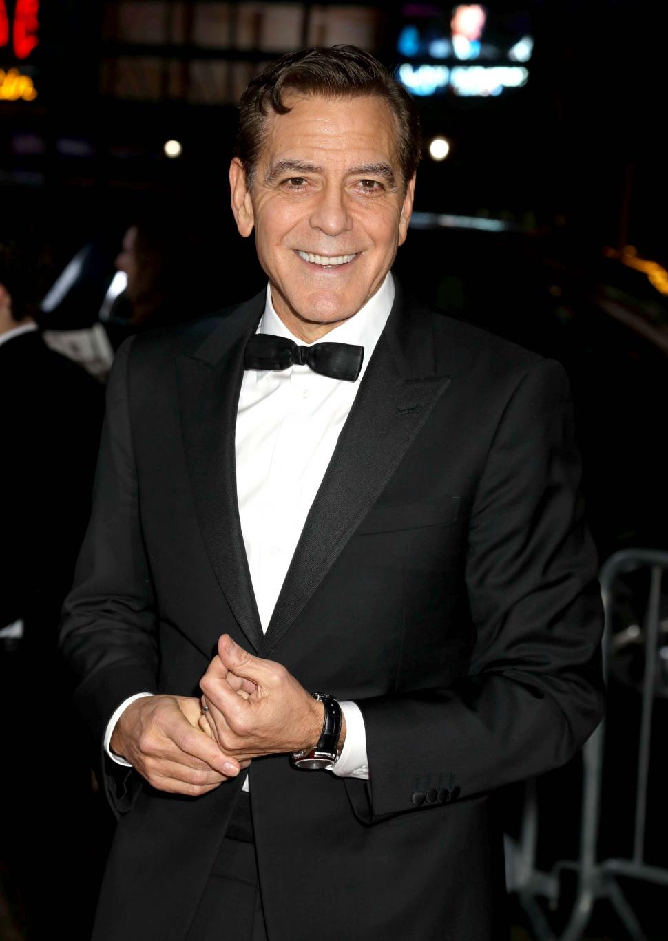 George Clooney, de nerecunoscut după o schimbare majoră de look: A debutat pe Broadway cu părul vopsit. Cum arată actorul brunet 962860