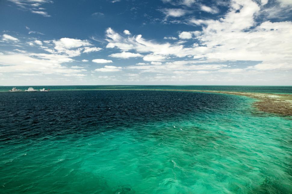 Oamenii de știință au forat în Marea Gaură Albastră din Belize și au descoperit un trend îngrijorător: Are legătură și cu La Niña 962315