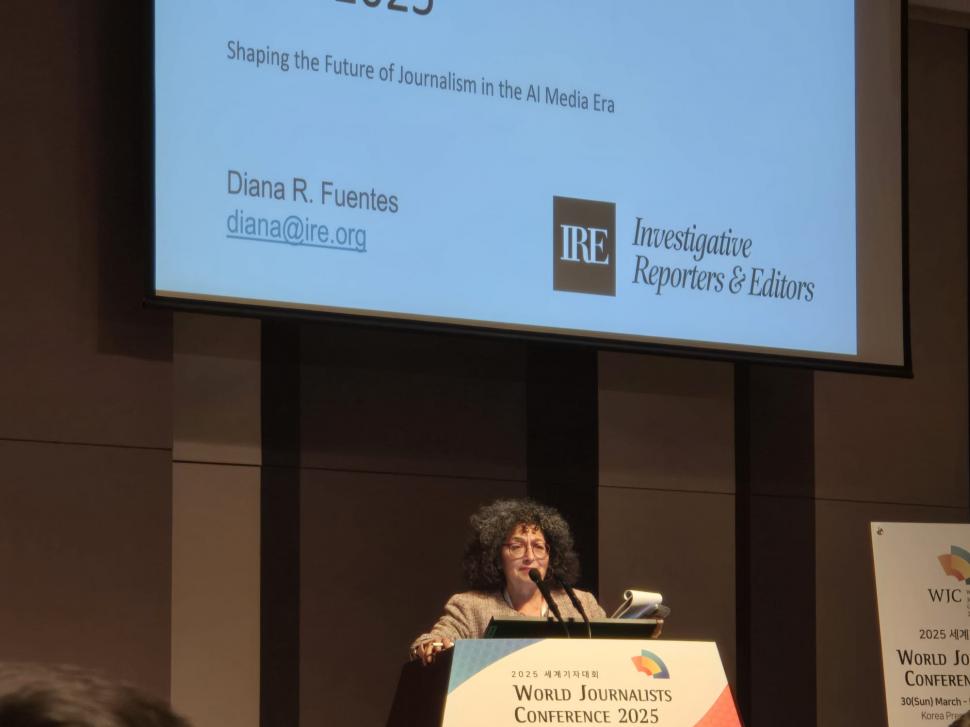 Pot fi jurnaliştii înlocuiţi de inteligenţa artificială? ”AI nu va putea niciodată să conducă o investigaţie precum Watergate” 963160