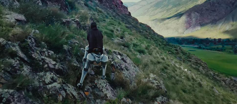 Robo-cal cu hidrogen. Kawasaki prezintă un concept controversat de vehicul al viitorului 963191