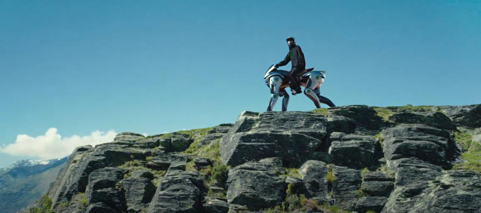 Robo-cal cu hidrogen. Kawasaki prezintă un concept controversat de vehicul al viitorului 963192