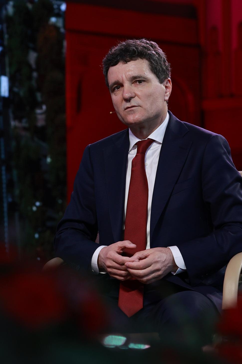 Din culisele dezbaterii-maraton „Un președinte în fața Națiunii”. Crin Antonescu și Nicușor Dan, în cea mai tensionată zi de campanie 963841