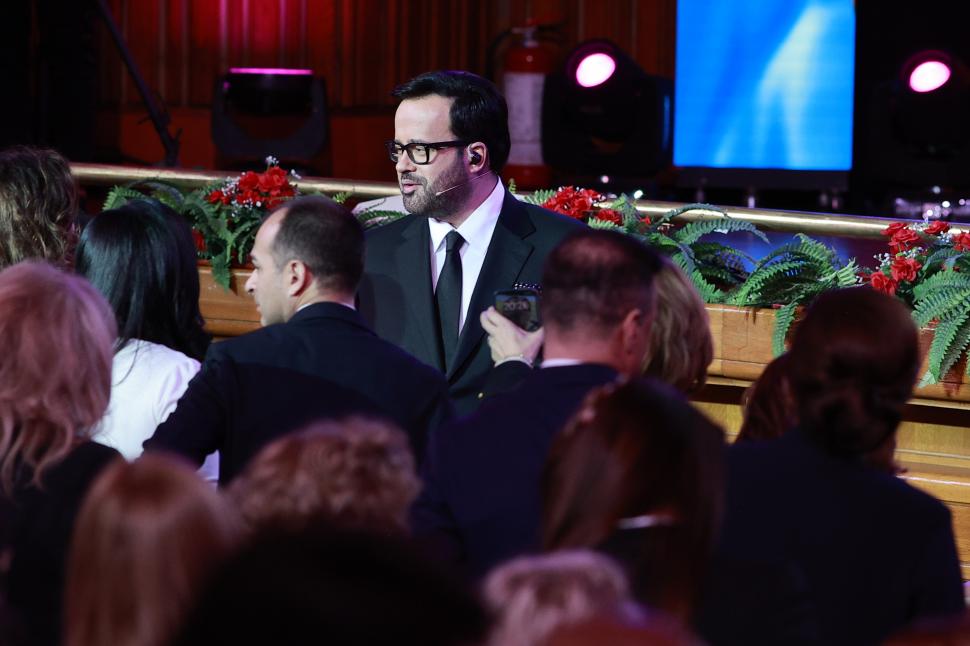 Din culisele dezbaterii-maraton „Un președinte în fața Națiunii”. Crin Antonescu și Nicușor Dan, în cea mai tensionată zi de campanie 963889