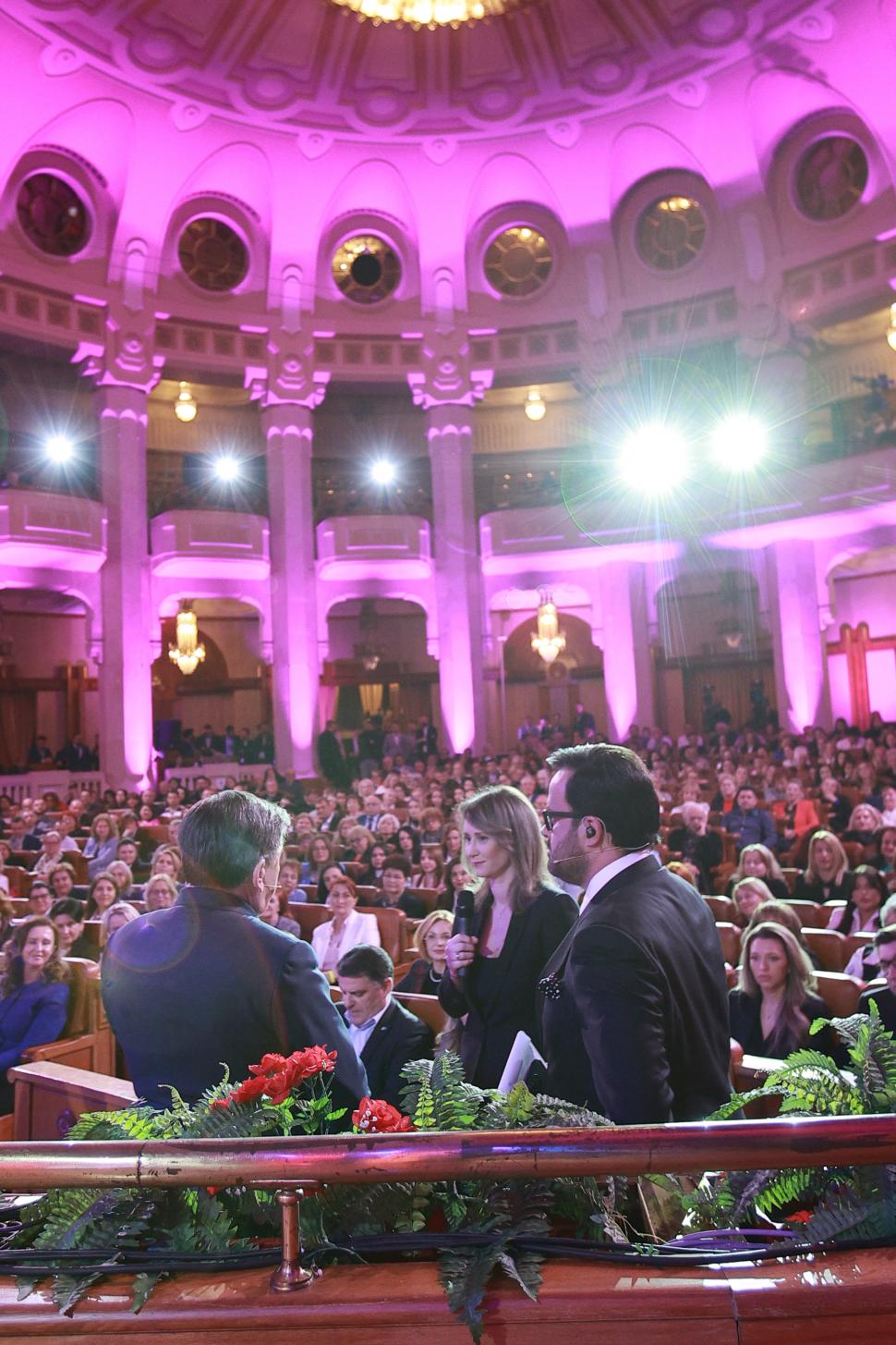 Din culisele dezbaterii-maraton „Un președinte în fața Națiunii”. Crin Antonescu și Nicușor Dan, în cea mai tensionată zi de campanie 963897