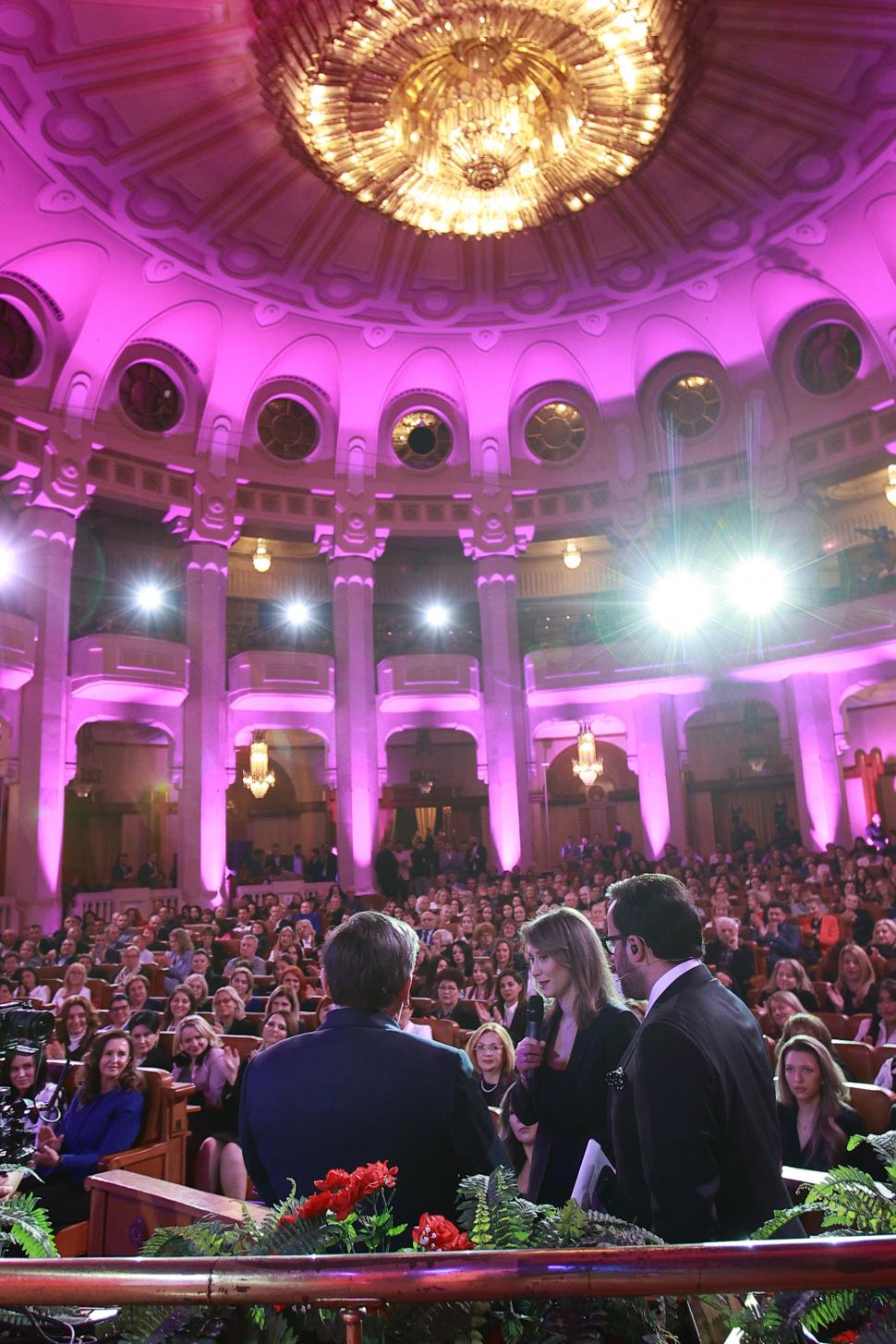 Din culisele dezbaterii-maraton „Un președinte în fața Națiunii”. Crin Antonescu și Nicușor Dan, în cea mai tensionată zi de campanie 963899