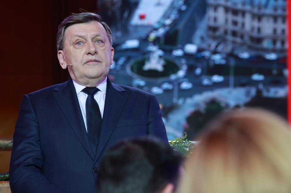 Din culisele dezbaterii-maraton „Un președinte în fața Națiunii”. Crin Antonescu și Nicușor Dan, în cea mai tensionată zi de campanie 963901