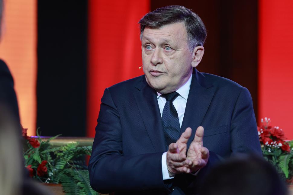 Din culisele dezbaterii-maraton „Un președinte în fața Națiunii”. Crin Antonescu și Nicușor Dan, în cea mai tensionată zi de campanie 963902