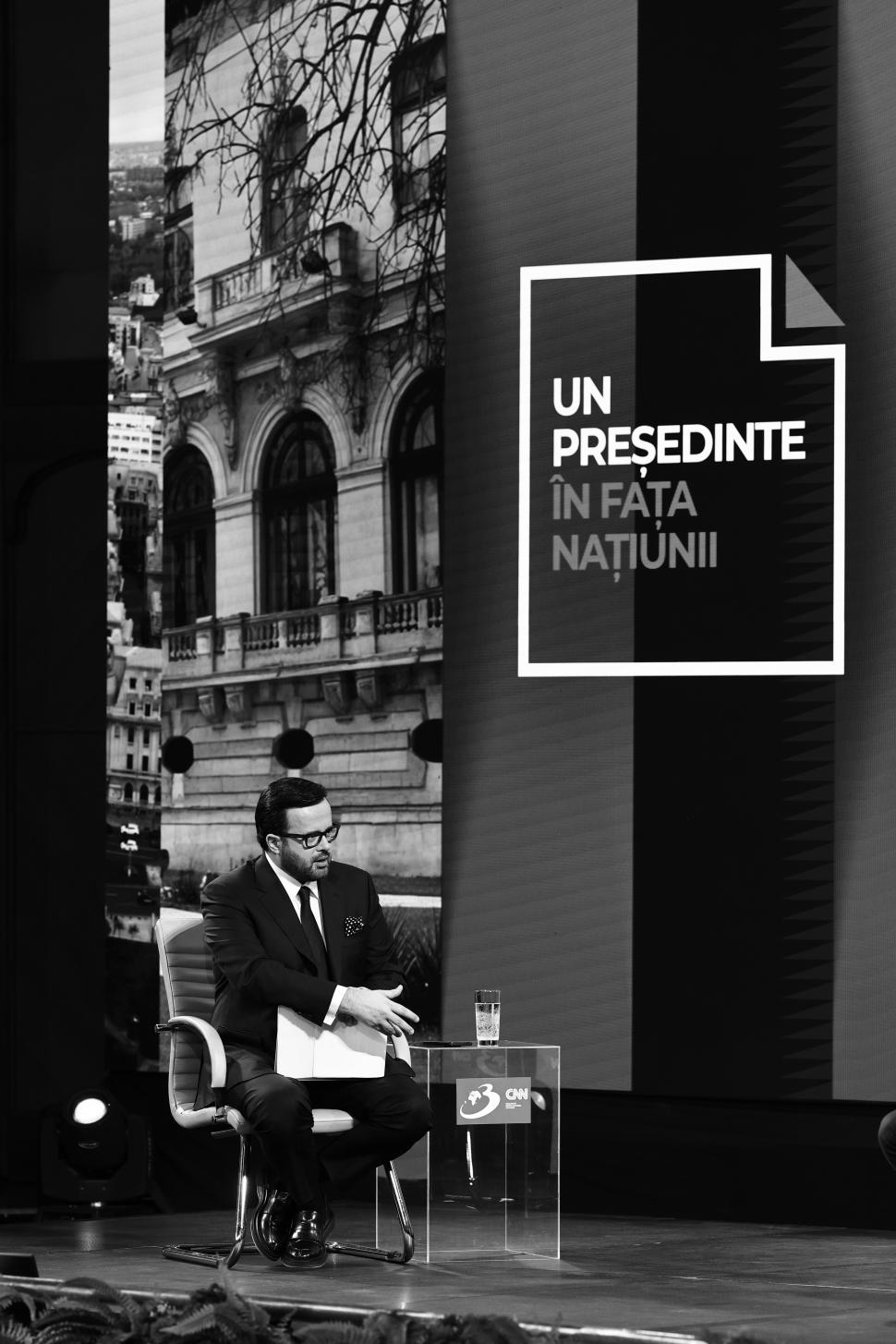 Din culisele dezbaterii-maraton „Un președinte în fața Națiunii”. Crin Antonescu și Nicușor Dan, în cea mai tensionată zi de campanie 963930