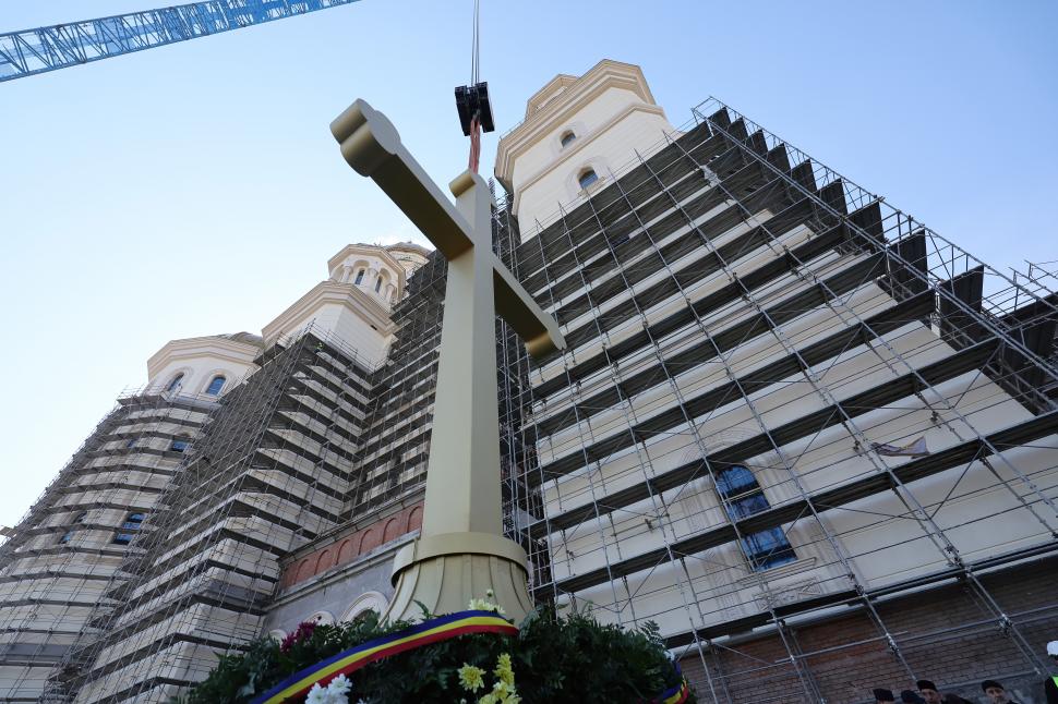 Detalii neștiute despre Catedrala Mântuirii. Cum au reușit constructorii sa ridice crucea și să facă clădirea imună la cutremure 963578