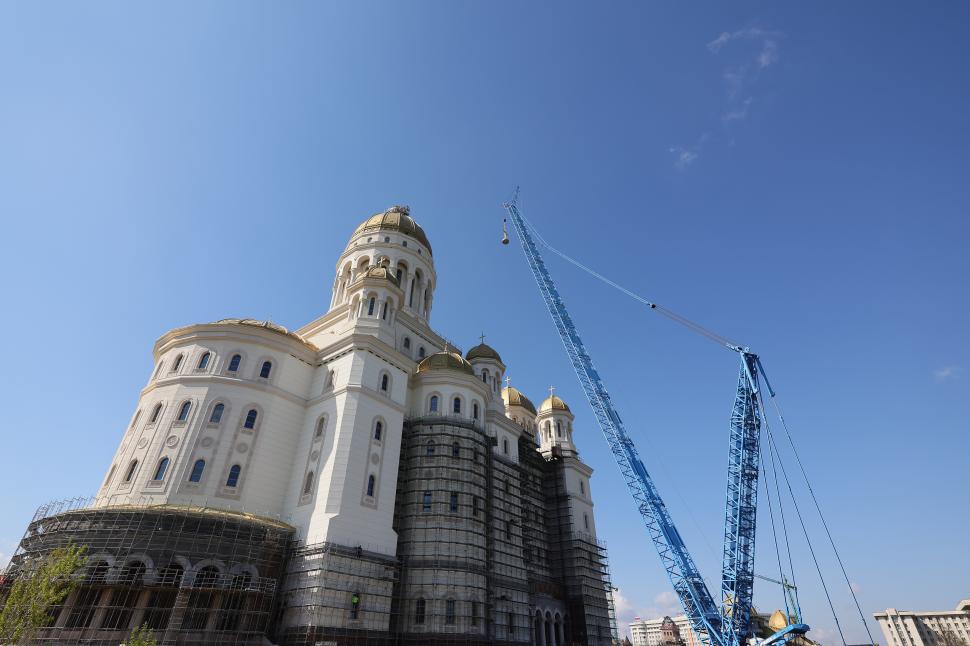 Detalii neștiute despre Catedrala Mântuirii. Cum au reușit constructorii sa ridice crucea și să facă clădirea imună la cutremure 963581